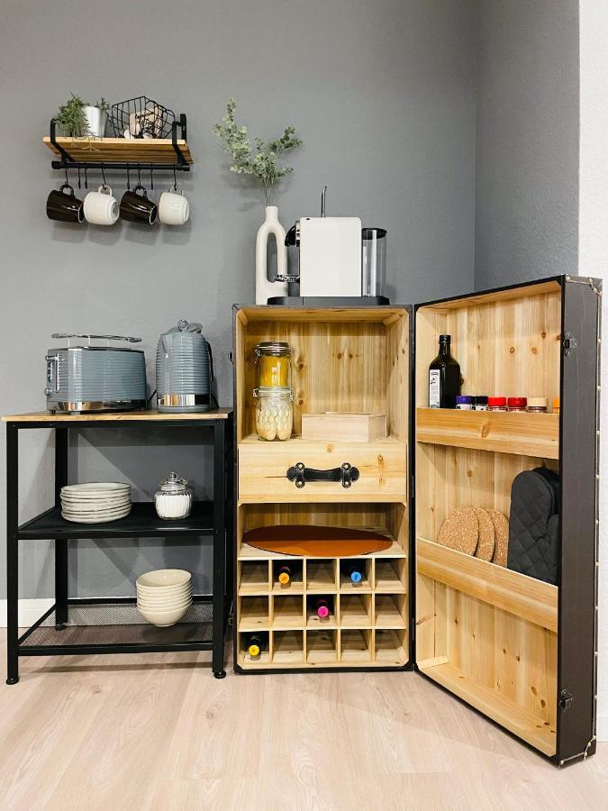 Klassen Stay - Exklusives Apartment Am Hbf - Kueche, Netflix, Kingsizebett Koblenz  Ngoại thất bức ảnh